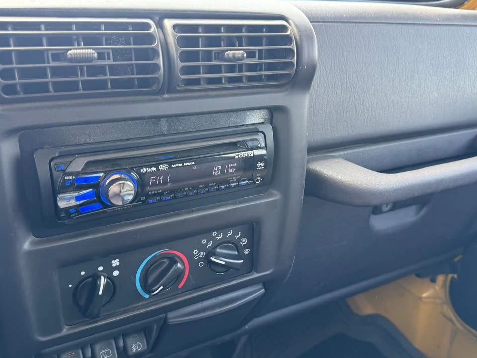 2000 Jeep TJ Wrangler - Image 14 of 17