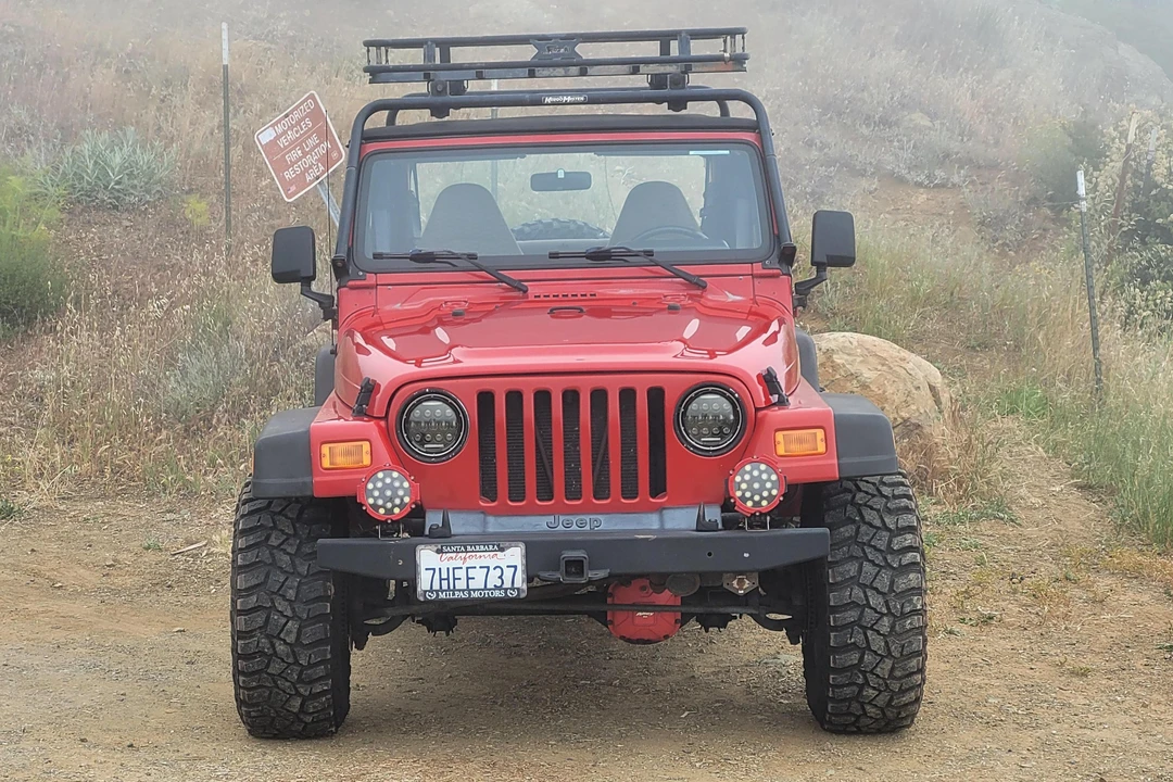 2000 Jeep TJ Wrangler - Image 2 of 31