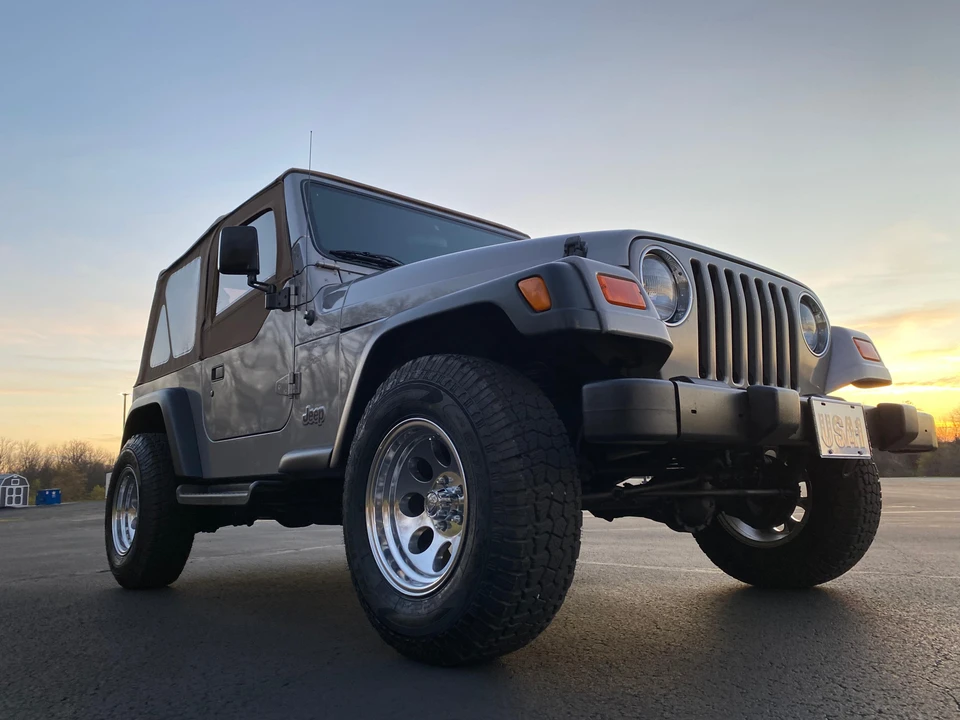 2000 Jeep TJ Wrangler - Image 28 of 31