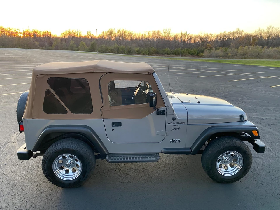 2000 Jeep TJ Wrangler - Image 23 of 31