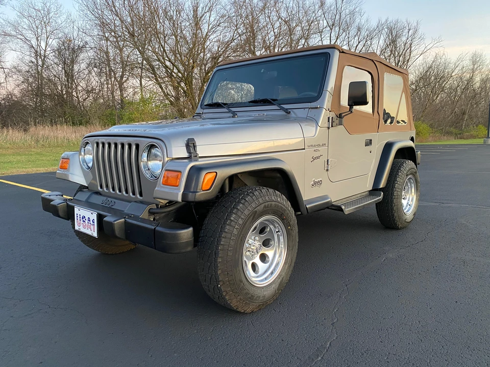 2000 Jeep TJ Wrangler - Image 9 of 31