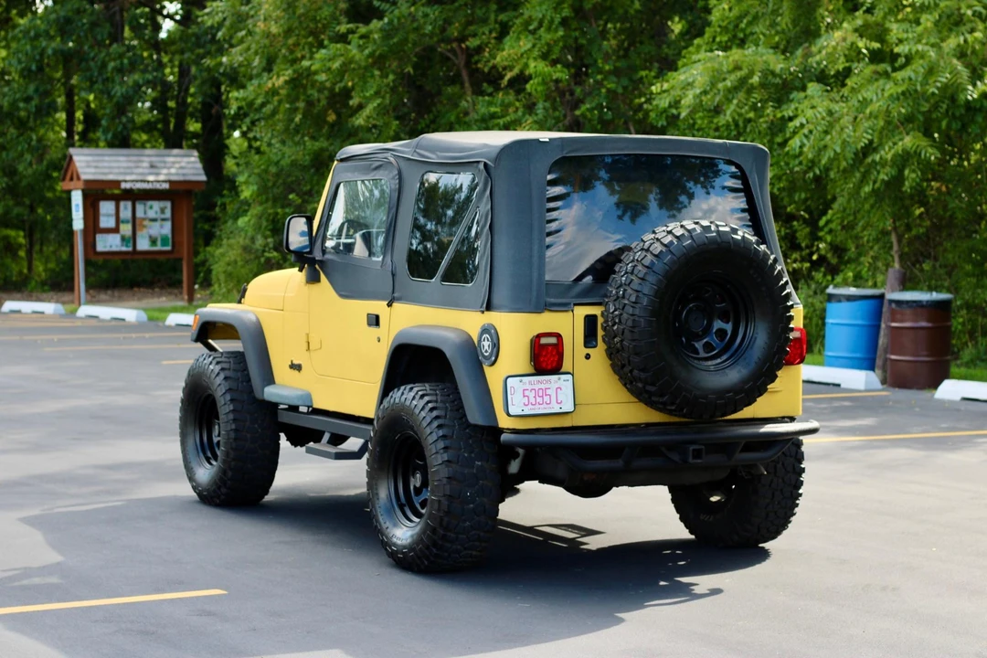2000 Jeep TJ Wrangler - Image 22 of 31