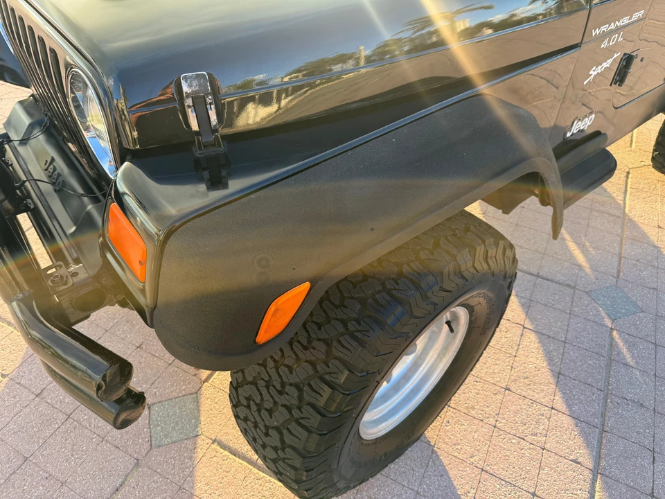 2000 Jeep TJ Wrangler - Image 29 of 31