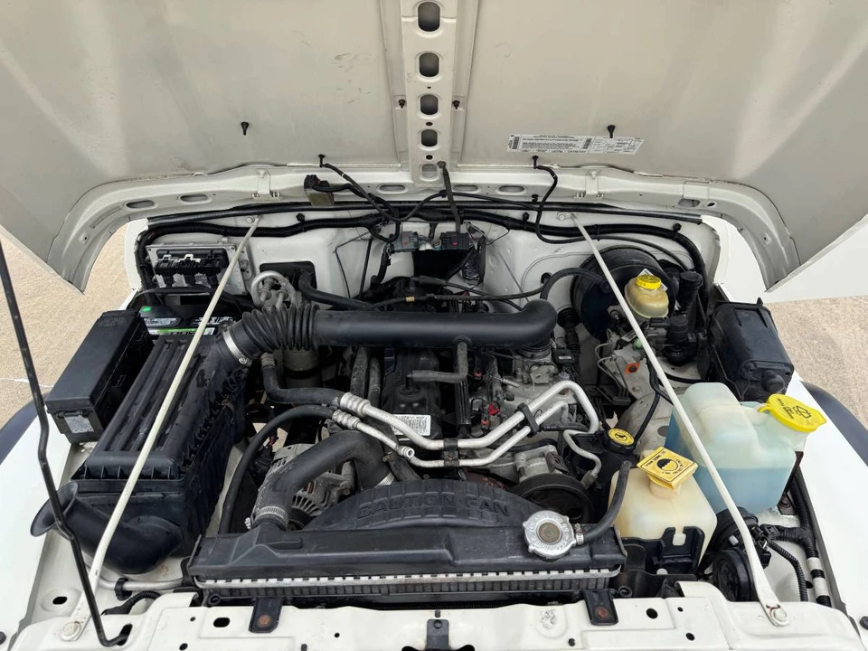2000 Jeep TJ Wrangler - Image 15 of 16