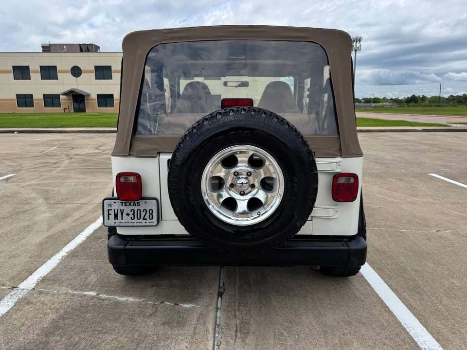 2000 Jeep TJ Wrangler - Image 4 of 16