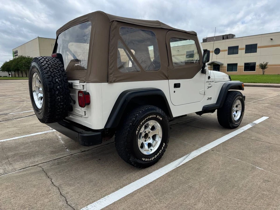 2000 Jeep TJ Wrangler - Image 3 of 16