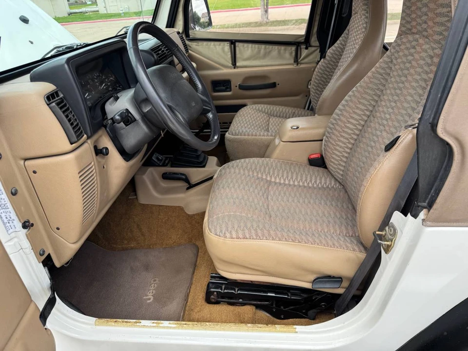 2000 Jeep TJ Wrangler - Image 11 of 16