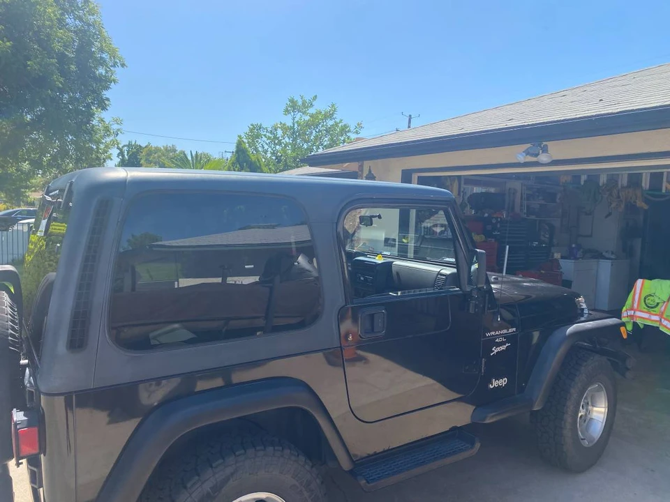 2000 Jeep TJ Wrangler - Image 4 of 12
