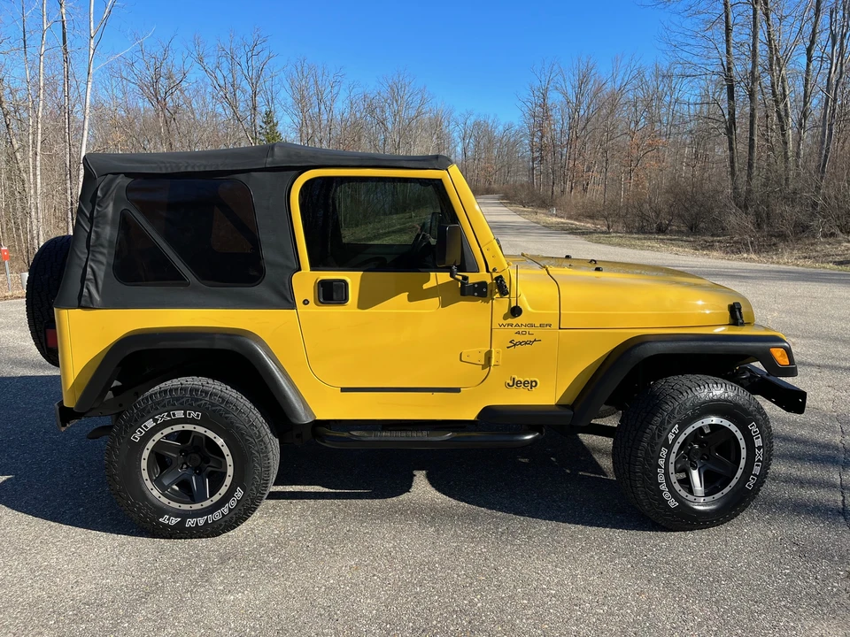 2000 Jeep TJ Wrangler - Image 5 of 31