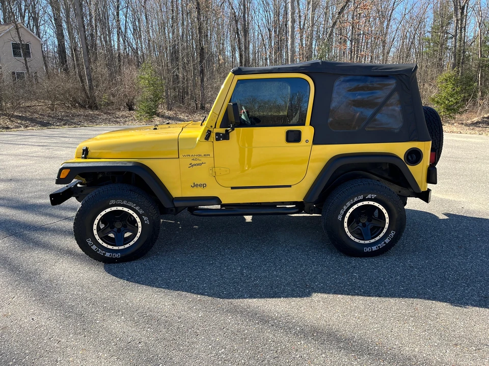 2000 Jeep TJ Wrangler - Image 9 of 31