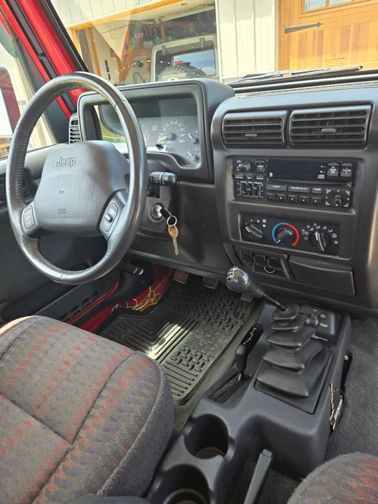 2000 Jeep TJ Wrangler - Image 13 of 14
