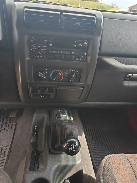 2000 Jeep TJ Wrangler - Image 14 of 14