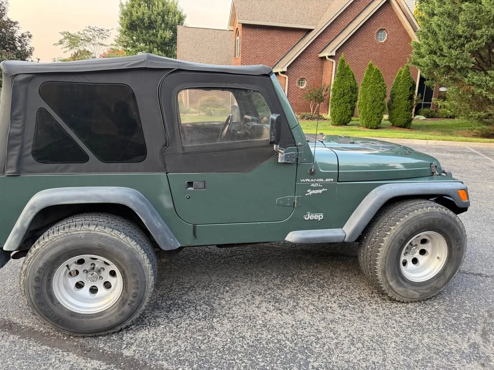 2000 Jeep TJ Wrangler - Image 4 of 12