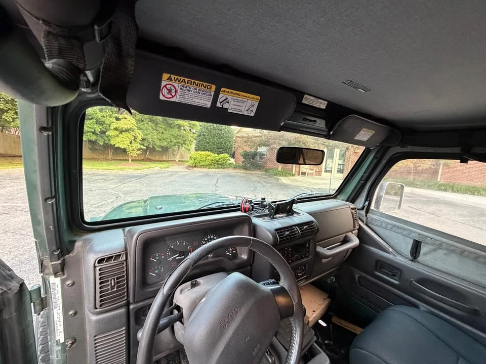 2000 Jeep TJ Wrangler - Image 11 of 12