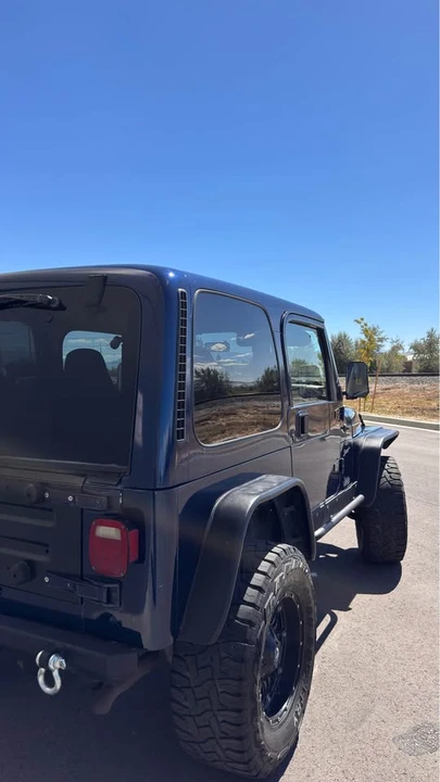 2000 Jeep TJ Wrangler - Image 2 of 13