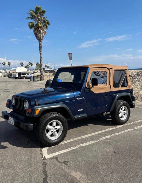 2000 Jeep TJ Wrangler - Image 2 of 12