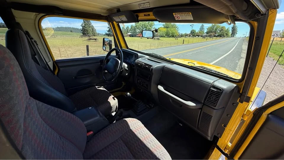 2000 Jeep TJ Wrangler - Image 15 of 16