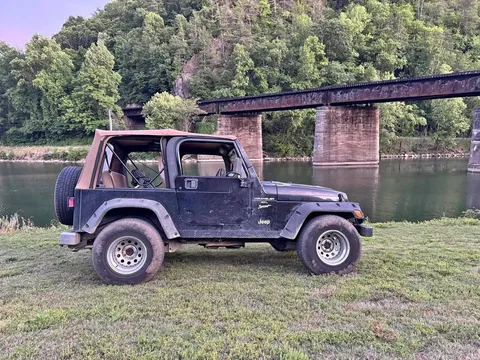 2000 Jeep Wrangler Sport SUV 2D