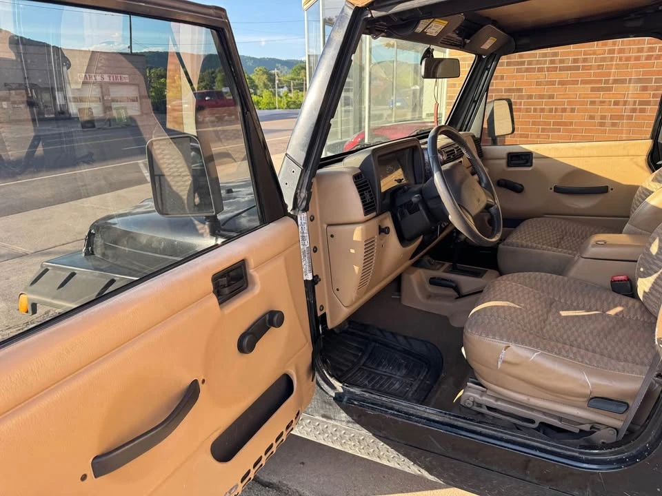 2000 Jeep TJ Wrangler - Image 6 of 10
