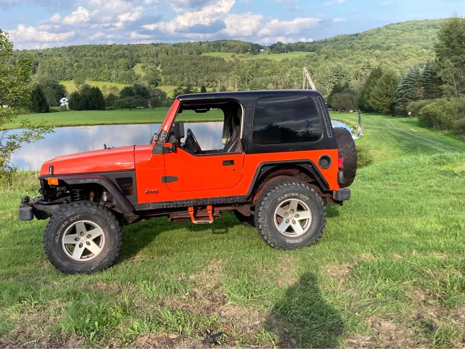 2000 Jeep TJ Wrangler - Image 2 of 5