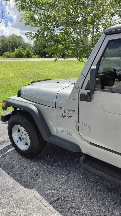 2000 Jeep TJ Wrangler - Image 2 of 16