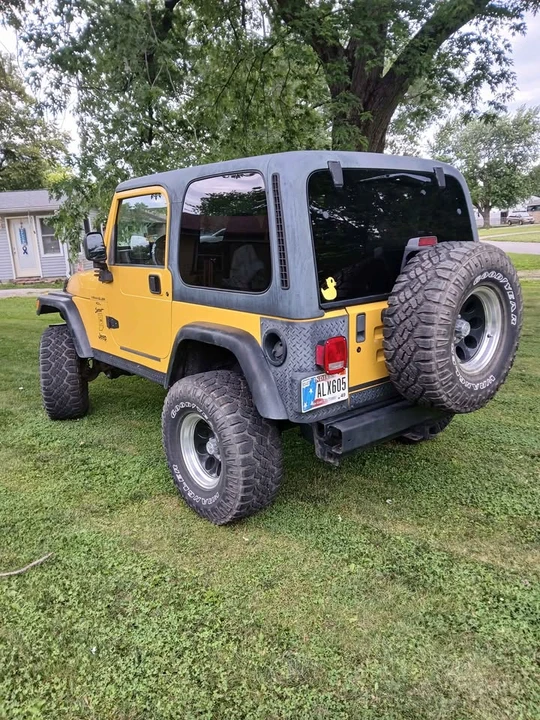 2000 Jeep TJ Wrangler - Image 3 of 8