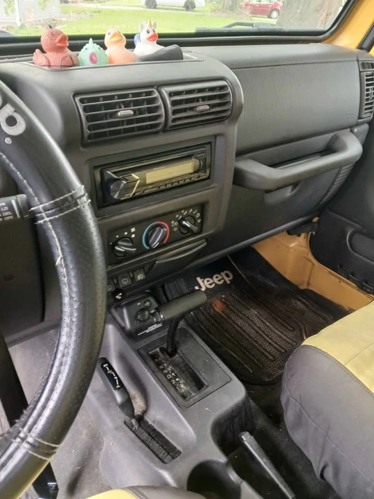 2000 Jeep TJ Wrangler - Image 6 of 8