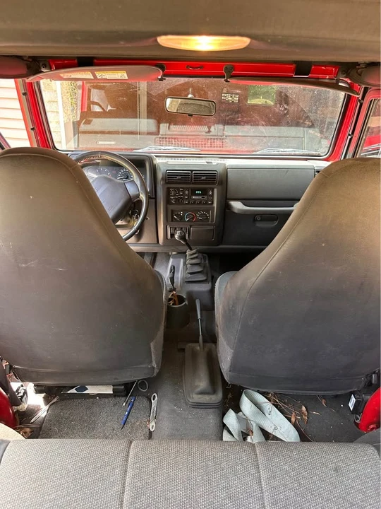 2000 Jeep TJ Wrangler - Image 6 of 11