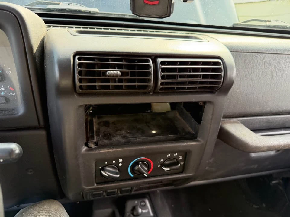 2000 Jeep TJ Wrangler - Image 12 of 20