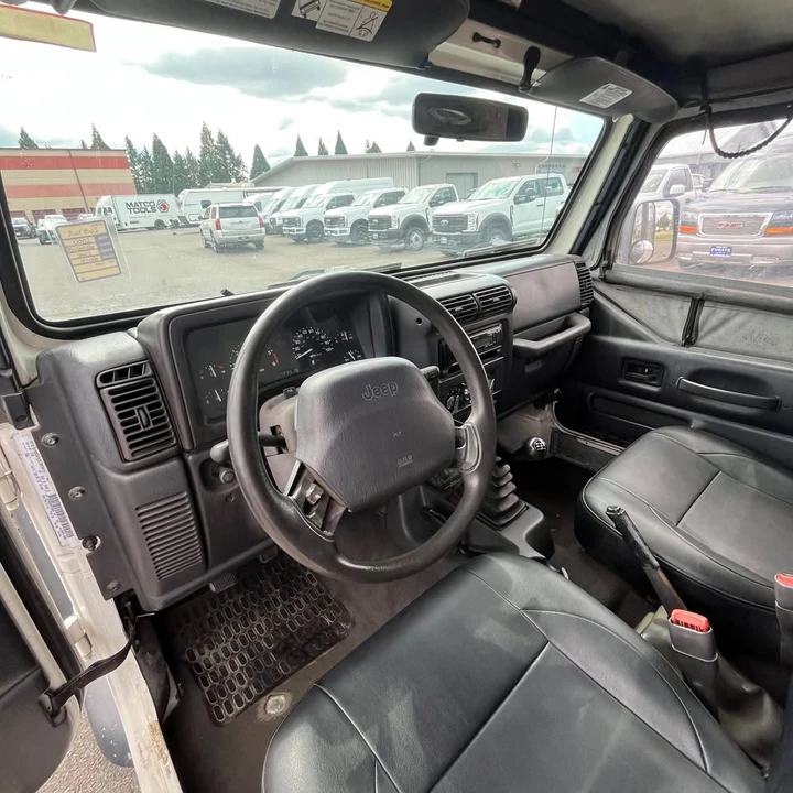 2000 Jeep TJ Wrangler - Image 9 of 13