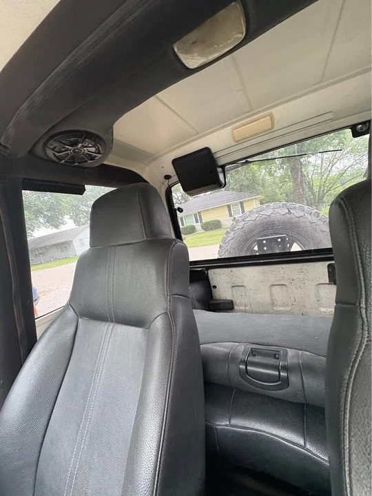 2000 Jeep TJ Wrangler - Image 6 of 8