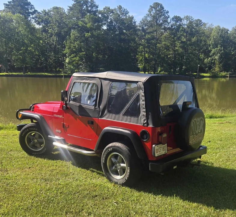2000 Jeep TJ Wrangler - Image 2 of 3