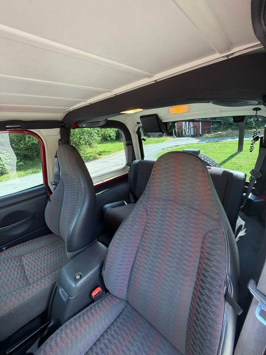 2000 Jeep TJ Wrangler - Image 9 of 9