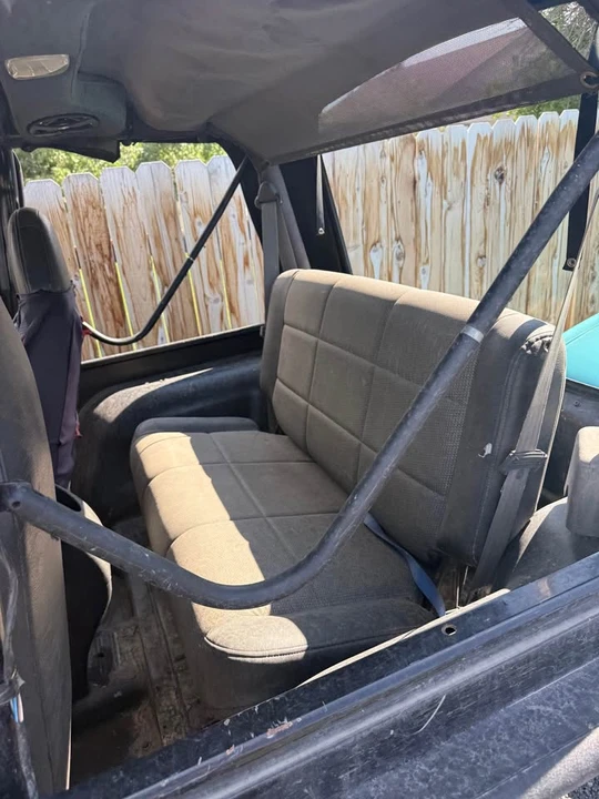 2000 Jeep TJ Wrangler - Image 4 of 5