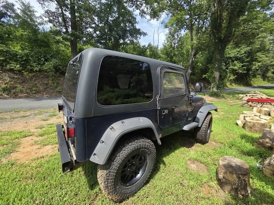 2000 Jeep TJ Wrangler - Image 10 of 18