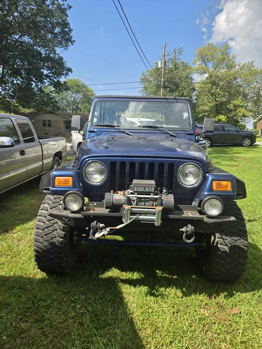 2000 Jeep TJ Wrangler - Image 2 of 13