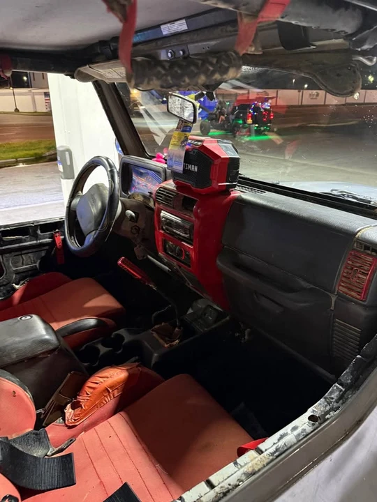 2000 Jeep TJ Wrangler - Image 2 of 5