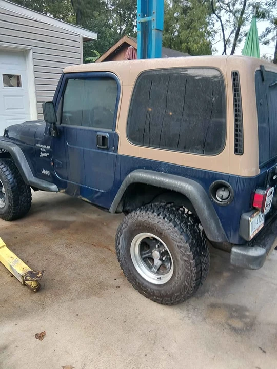 2000 Jeep TJ Wrangler - Image 9 of 12