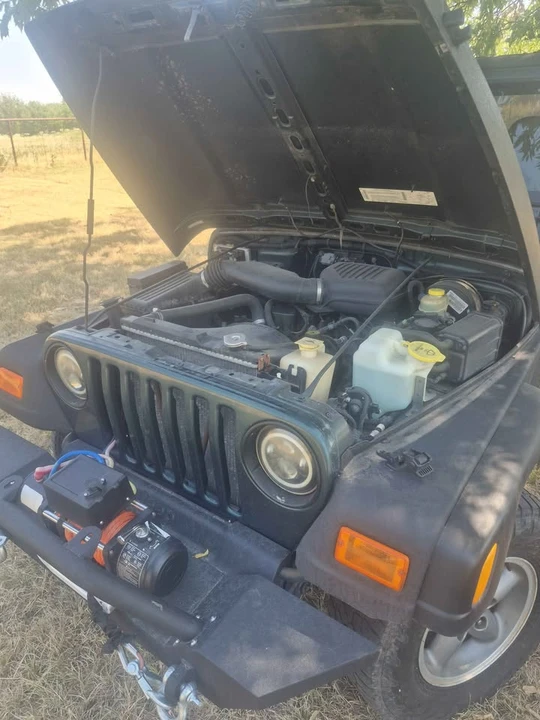 2000 Jeep TJ Wrangler - Image 3 of 5