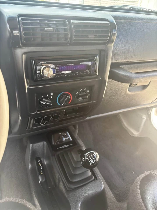 2000 Jeep TJ Wrangler - Image 9 of 12