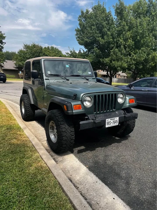 2000 Jeep TJ Wrangler - Image 2 of 14
