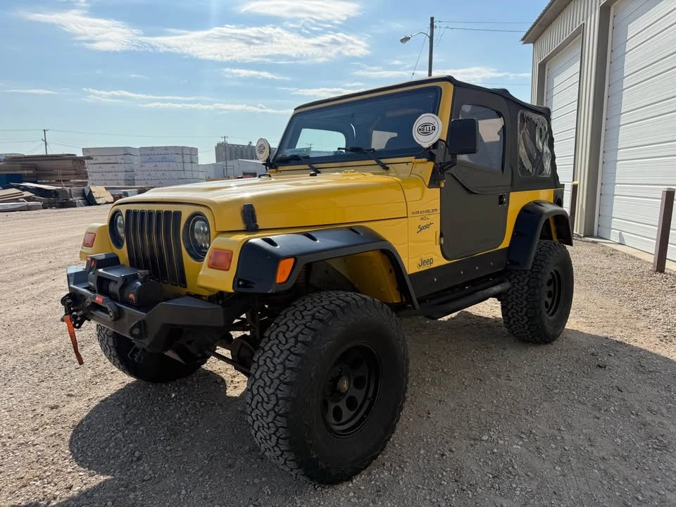 2000 Jeep TJ Wrangler - Image 2 of 18