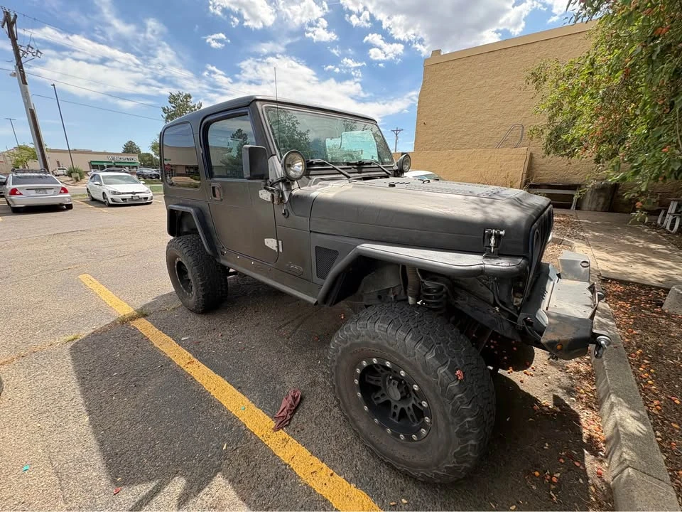 2000 Jeep TJ Wrangler - Image 3 of 10