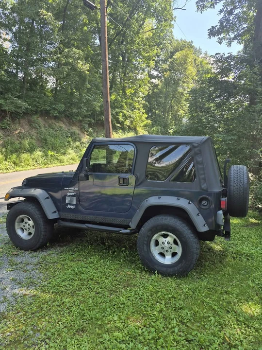 2000 Jeep TJ Wrangler - Image 2 of 9