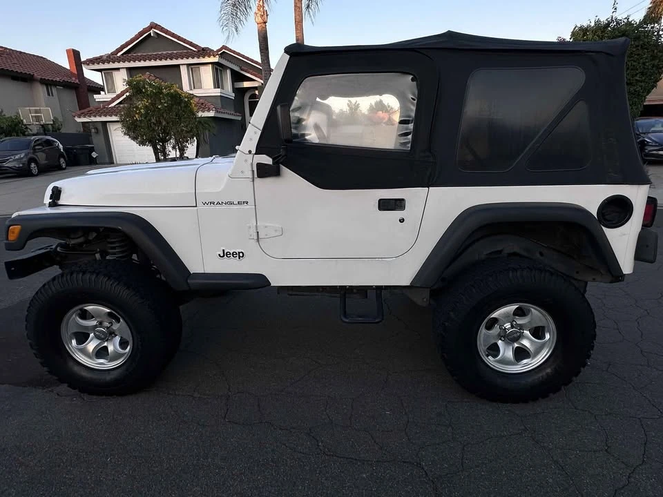 2000 Jeep TJ Wrangler - Image 3 of 12