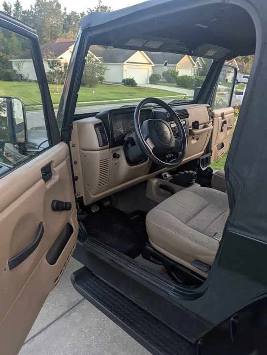 2000 Jeep TJ Wrangler - Image 9 of 17