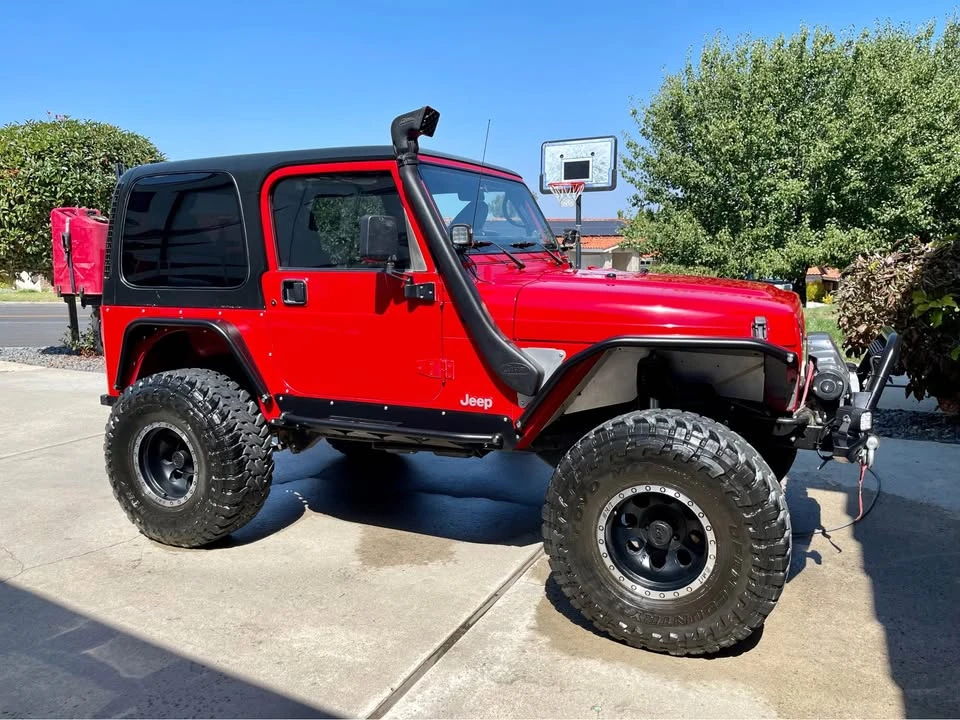 2000 Jeep TJ Wrangler - Image 2 of 10