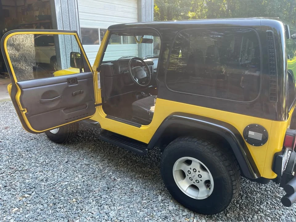 2000 Jeep TJ Wrangler - Image 3 of 12