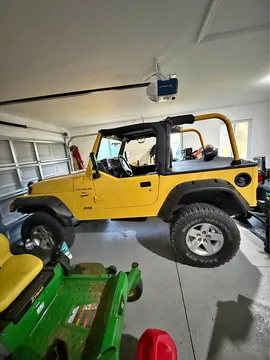 2000 Jeep Wrangler Sport Sport Utility 2D