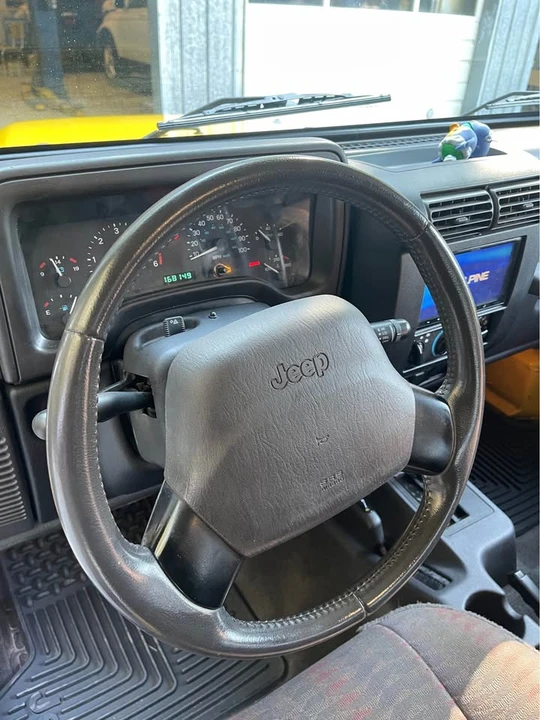 2000 Jeep TJ Wrangler - Image 10 of 12